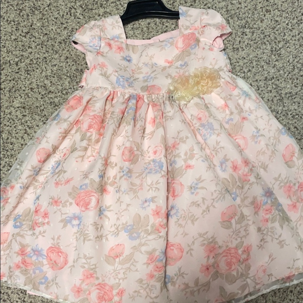 4t Peach dress.